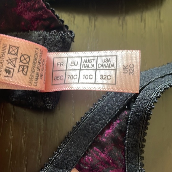 Agent Provocateur Purple Black Silk Eyelash Lace Bra Thong Set 32C M - Picture 6 of 8